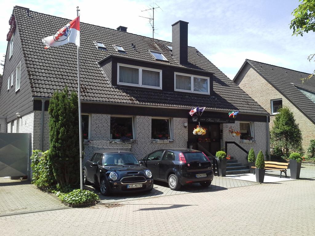 Haus Mariandl Hotel Düsseldorf Exterior foto